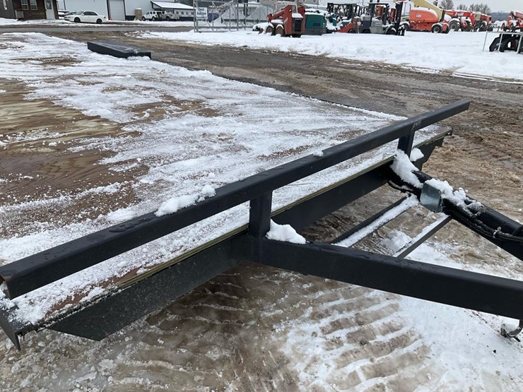 #2209-•-2021-flatbed-trailer*-image-27