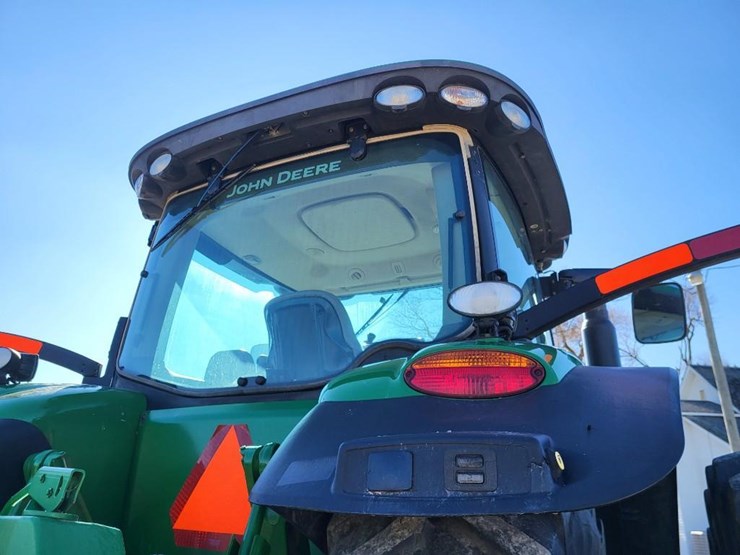 john-deere-8335r-image-39