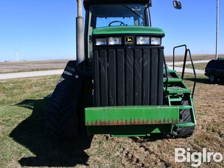 john-deere-8410t-image-11