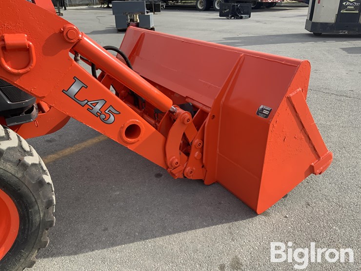 kubota-l45-image-10