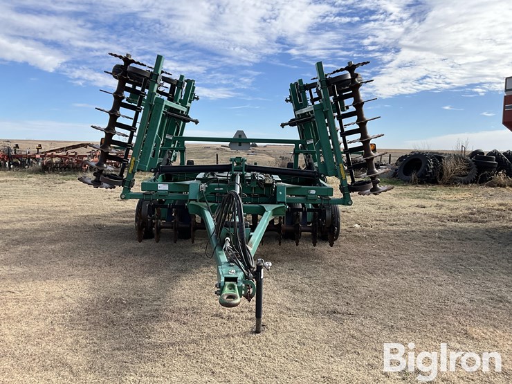 great-plains-2400tt-image-2