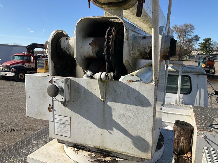 2001-international-4900-image-74