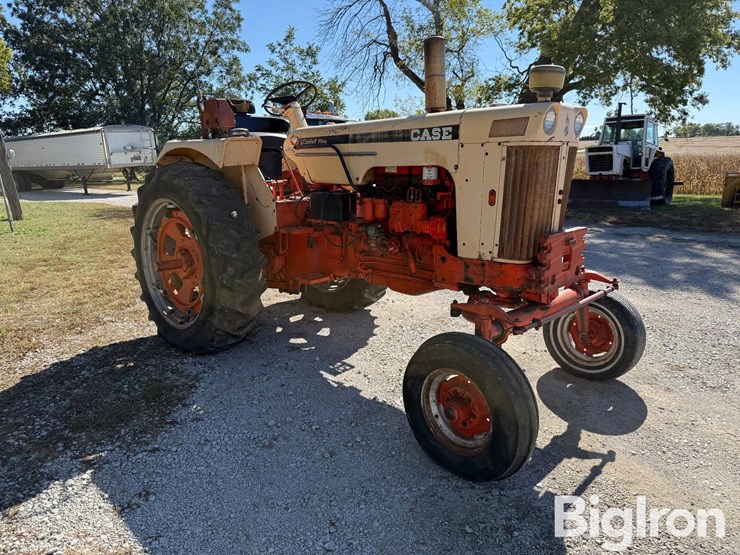 case-730-2wd-tractor-image-2