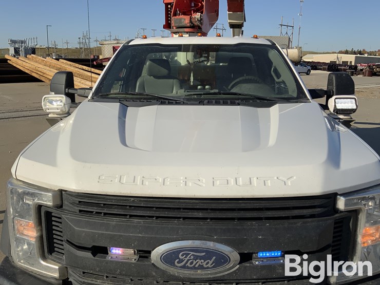 ford-f550-xl-image-16