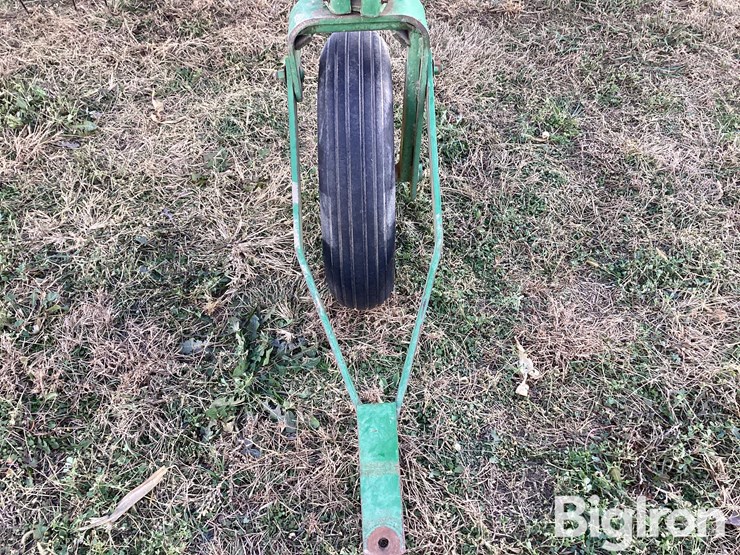 john-deere-672-image-14