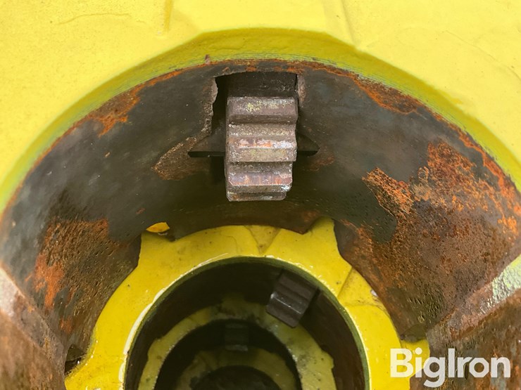 john-deere-34-image-6