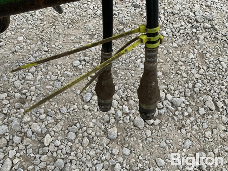 john-deere-630-image-14