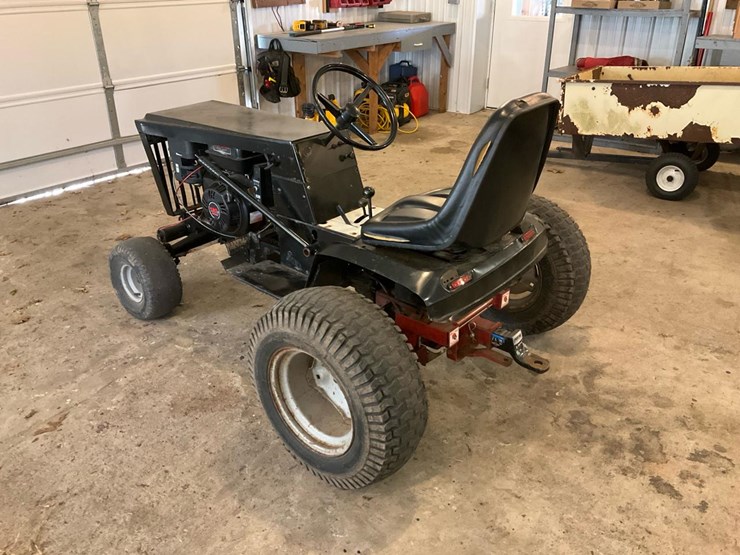 wheelhorse-312-8-image-2