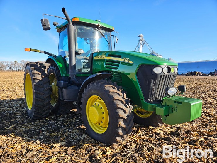 john-deere-7920-image-3