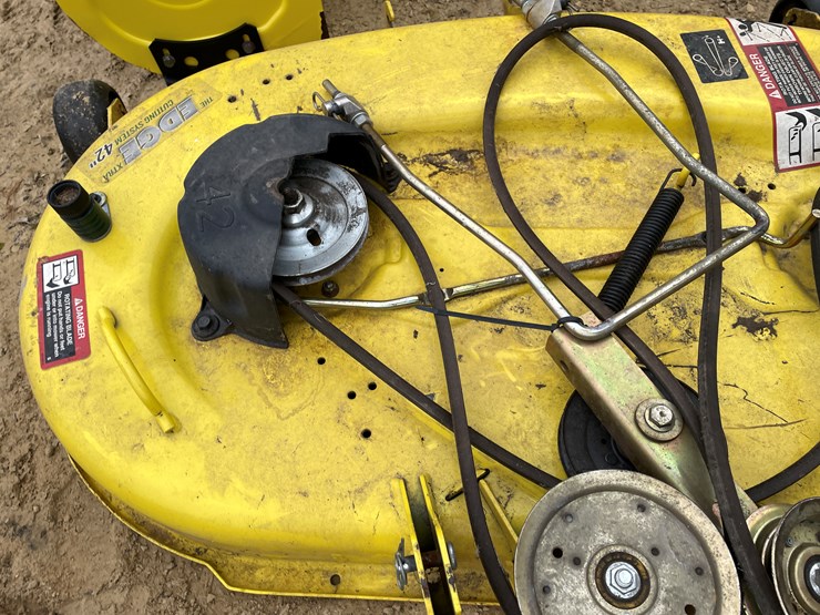 john-deere-x300-image-85