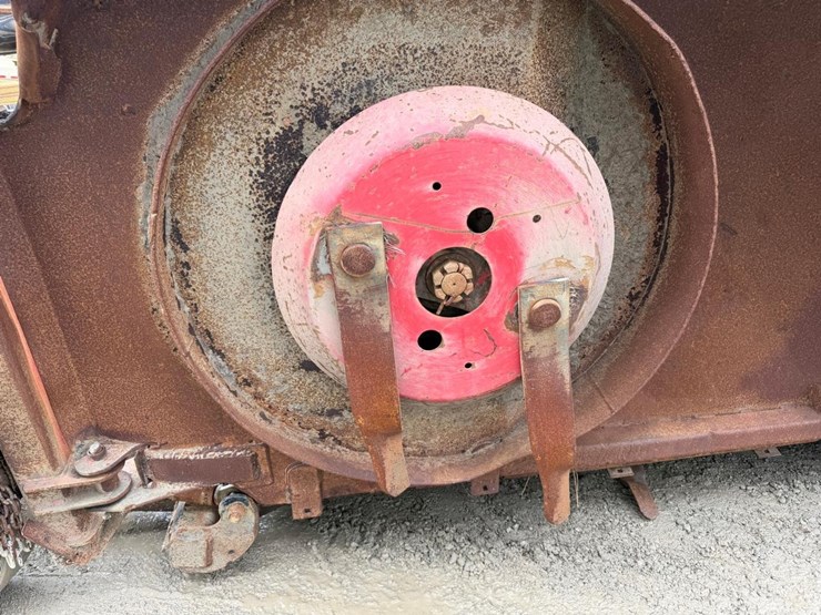 bush-hog-2815-image-24