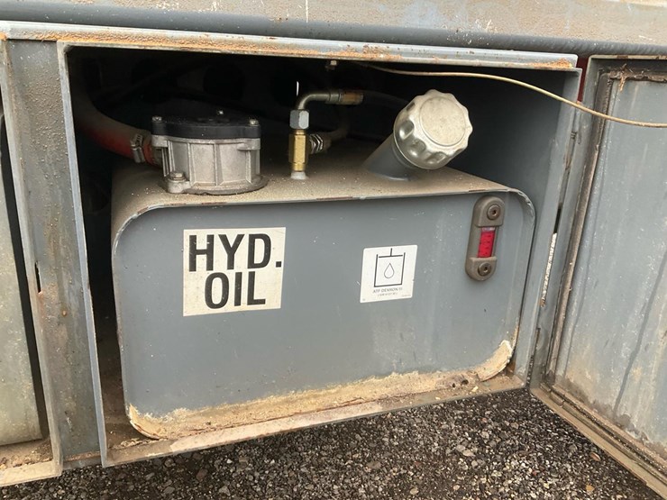 skyjack-sj7135rt-image-45