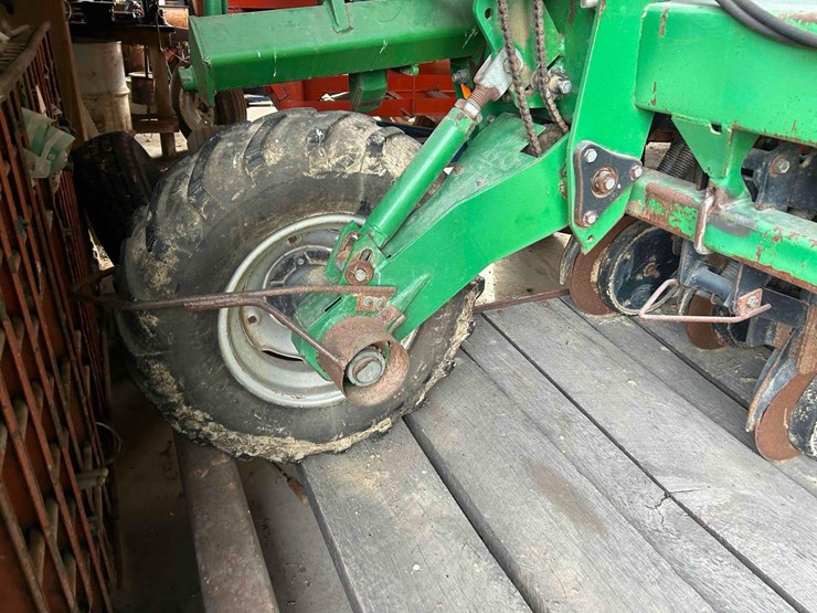 great-plains-solid-stand-2020-image-18