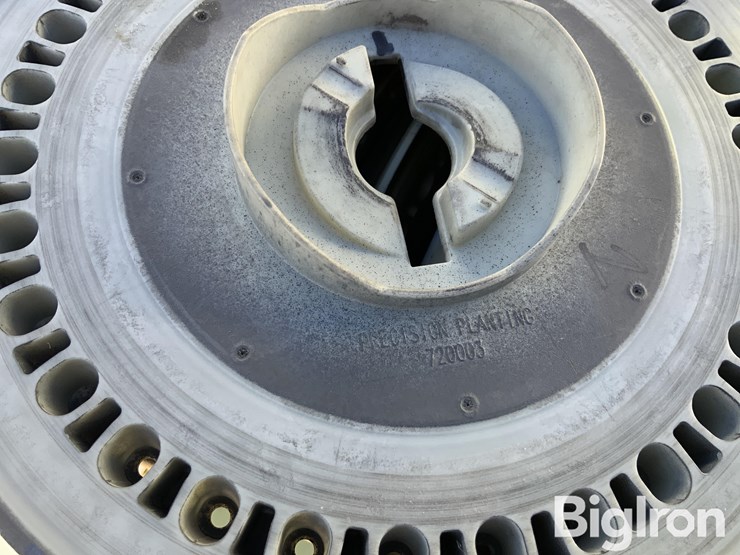 john-deere-3-bul-seed-boxes-image-18