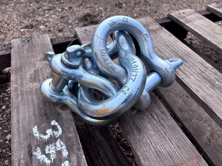 #3520-•-4-shackles-image-1