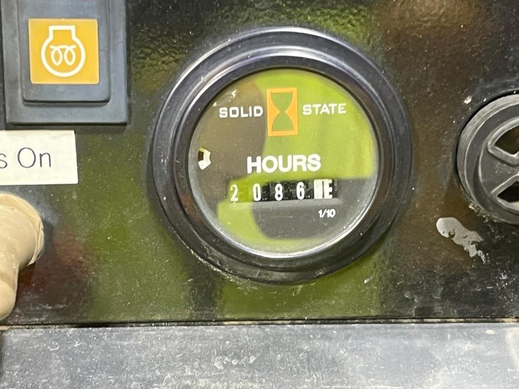 ditch-witch-sk800-image-15