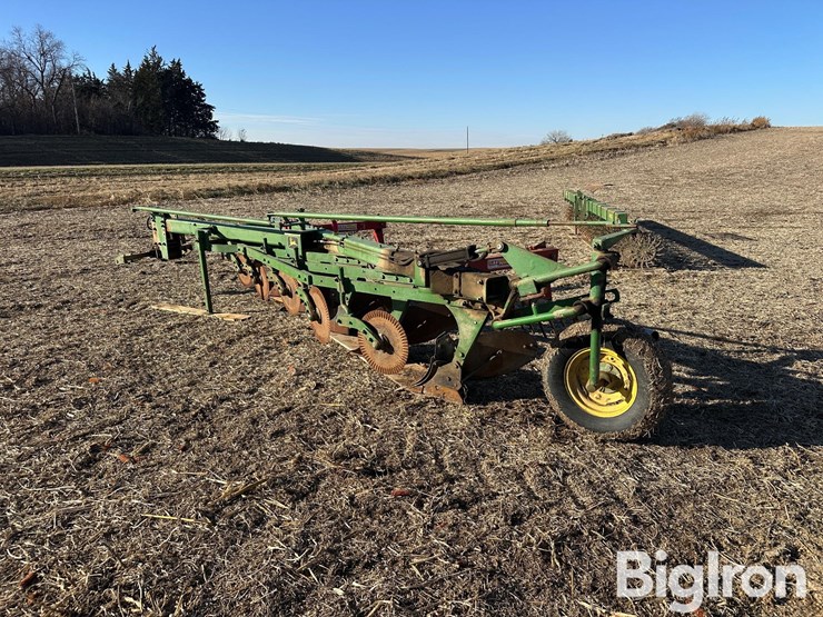 john-deere-1350-1450-image-5