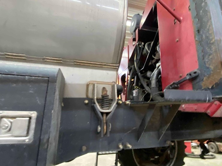 case-ih-spx3200-image-30