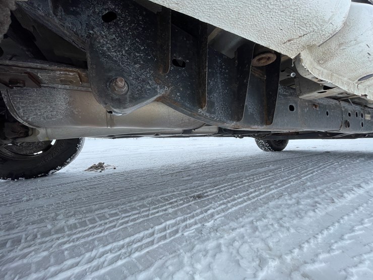 #1167-•-2016-chevrolet-colorado-pickup-truck-(has-wi-title)-image-16