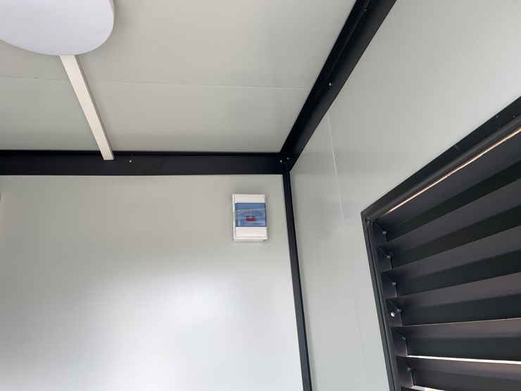 #2499-•-new-kj-portable-restroom-with-shower-image-18