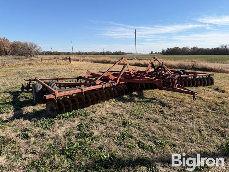 international-490-image-3