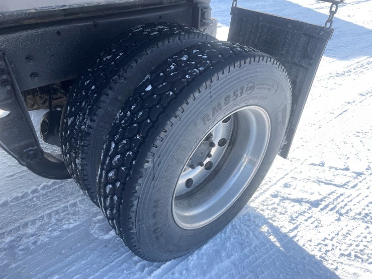 #1156-•-1987-mack-dump-truck-(has-mn-title)-image-12