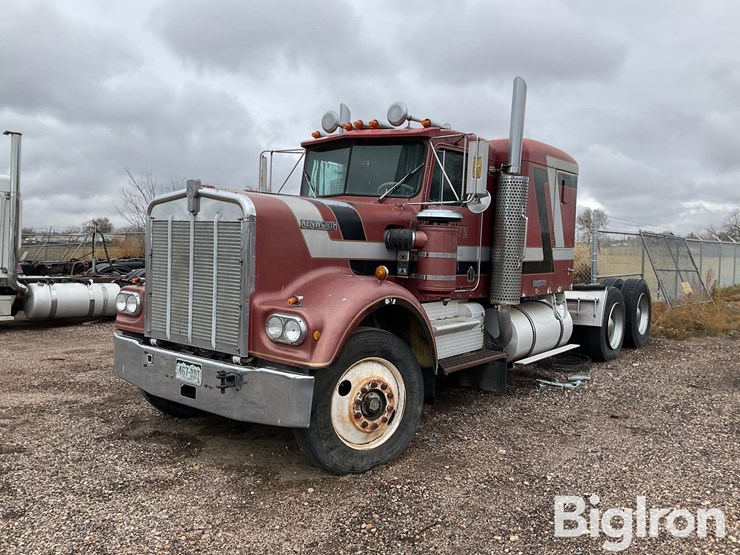 1980-kenworth-w900-image-1