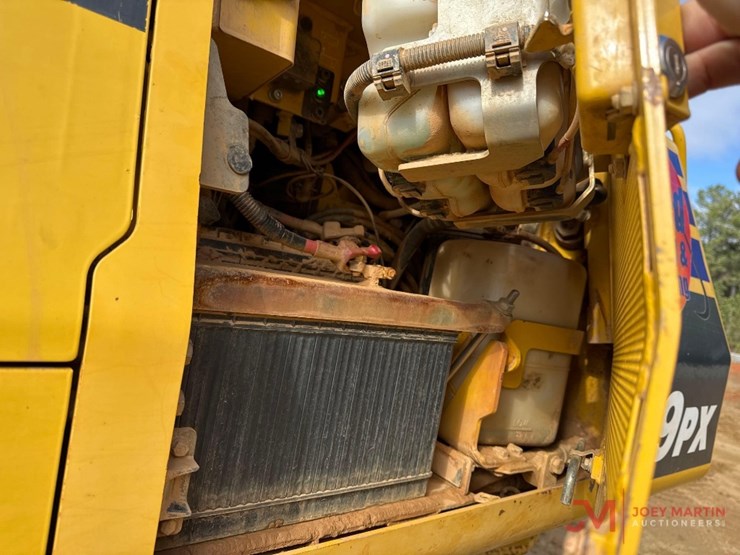 komatsu-d39px-24-image-9