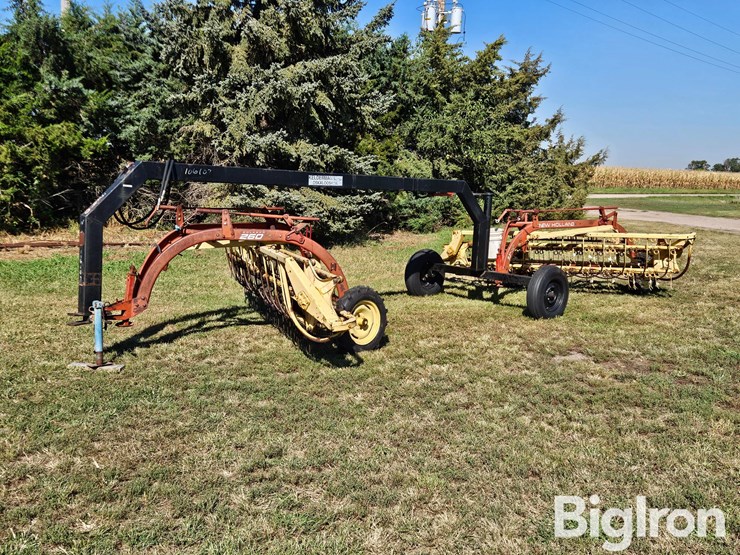 new-holland-258-image-3