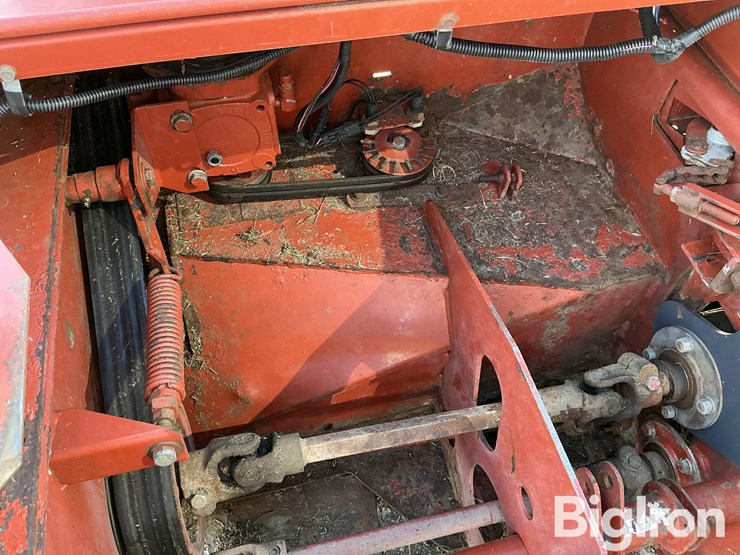 hesston-9260-image-20