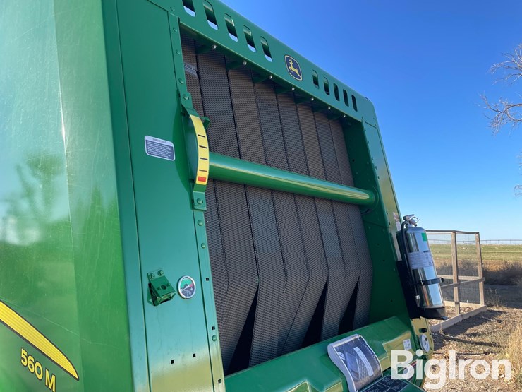 john-deere-560m-image-14