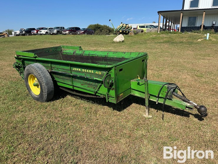 john-deere-40-image-1