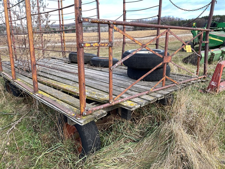#210-•-16'-hay-rack-on-running-gear-(boyceville,-wi)-image-40