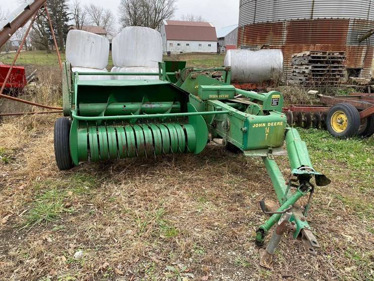 john-deere-14t-image-2