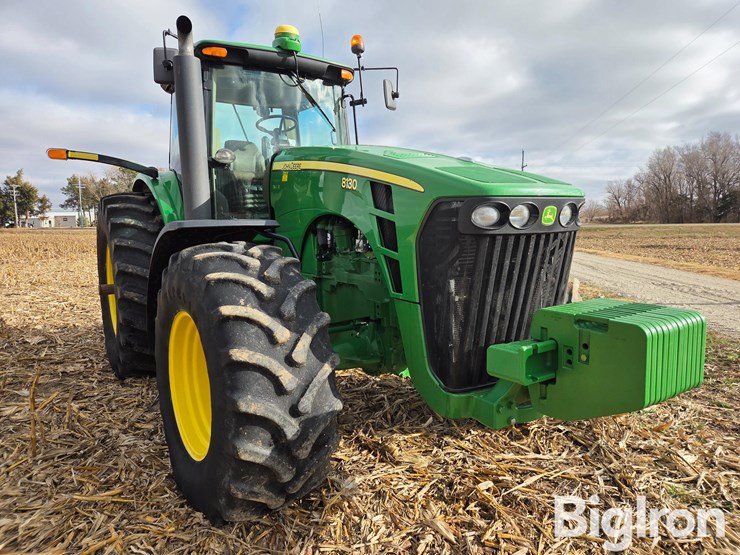 john-deere-8130-image-3
