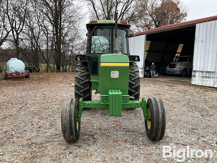 john-deere-4230-image-2