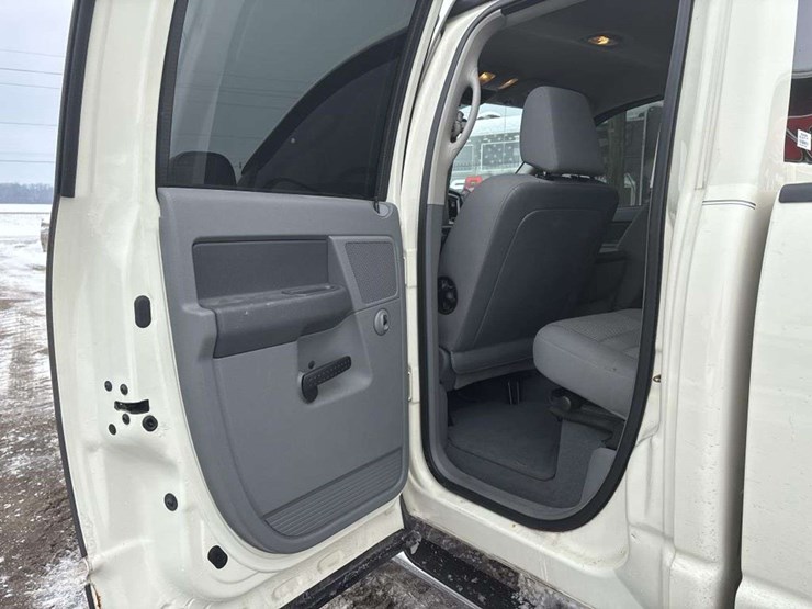 2007-dodge-1500-image-14