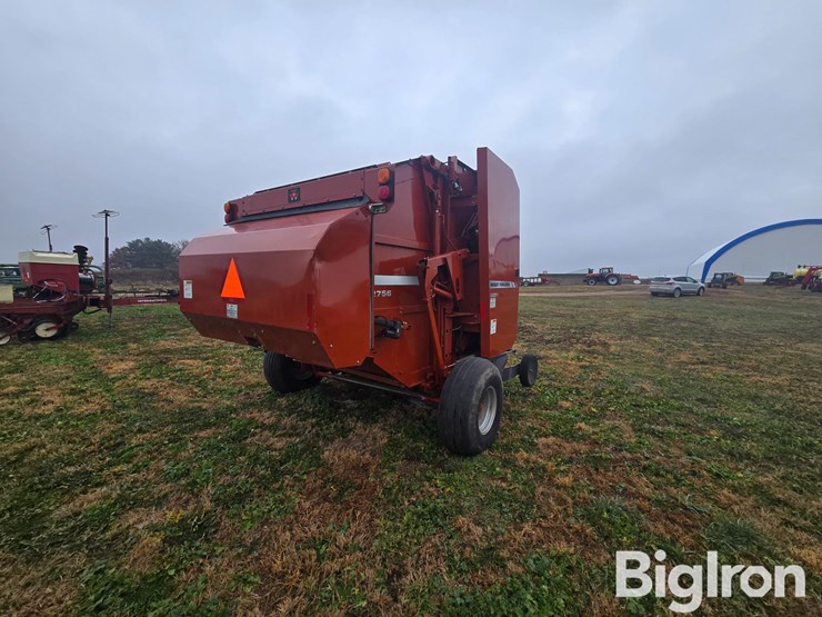 massey-ferguson-2756-image-5