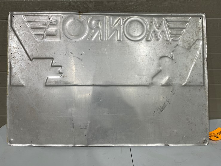 #7856-•-metal-monroe-sign-image-4