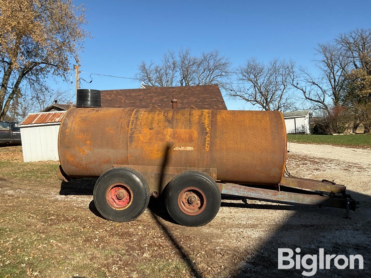 better-built-3150-am-liquid-manure-spreader-image-4