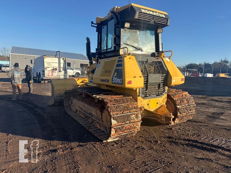 2019-komatsu-d51pxi-24-image-5
