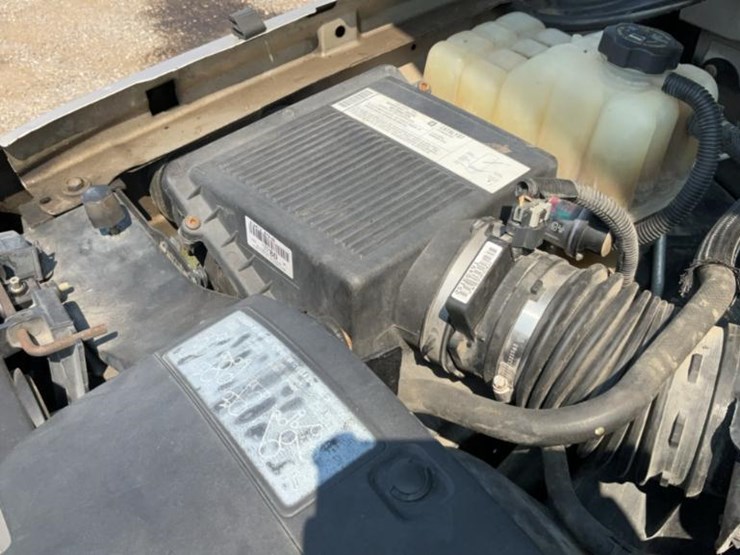 2005-chevrolet-silverado-2500hd-image-56