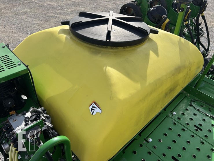 john-deere-1795-image-41