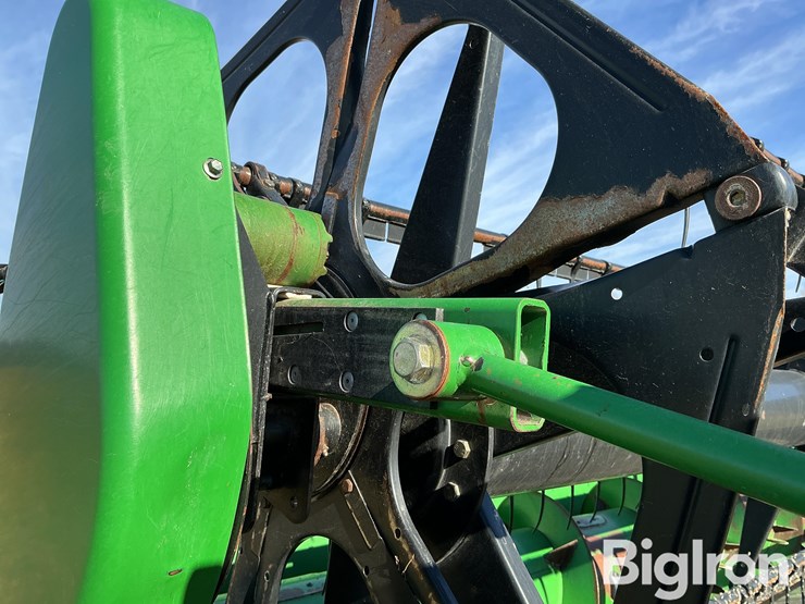 john-deere-630f-image-19