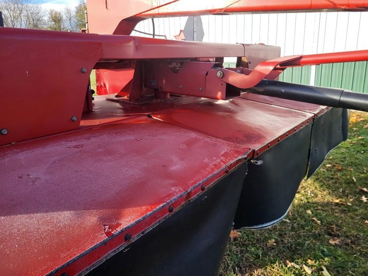 new-holland-1431-image-51