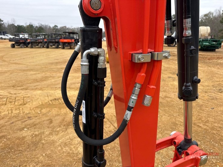 kubotakxo40-5-mini-excavator-image-10