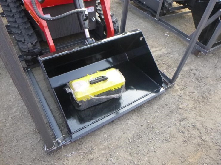 2025-agt-ysrt14-skid-steer-track-loader-image-8