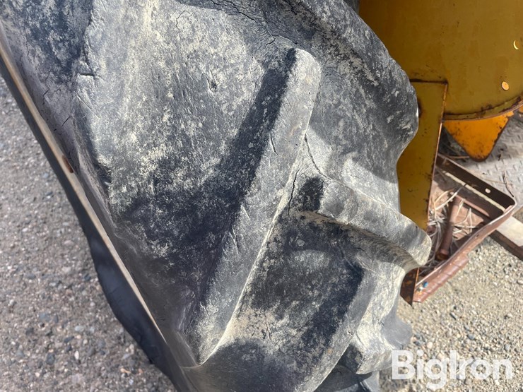 minneapolis-moline-utu-image-18