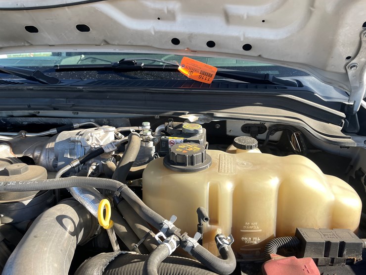 2010-ford-f550-image-31