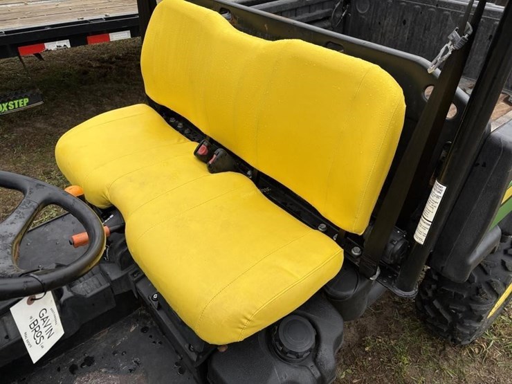 2014-john-deere-gator-image-12